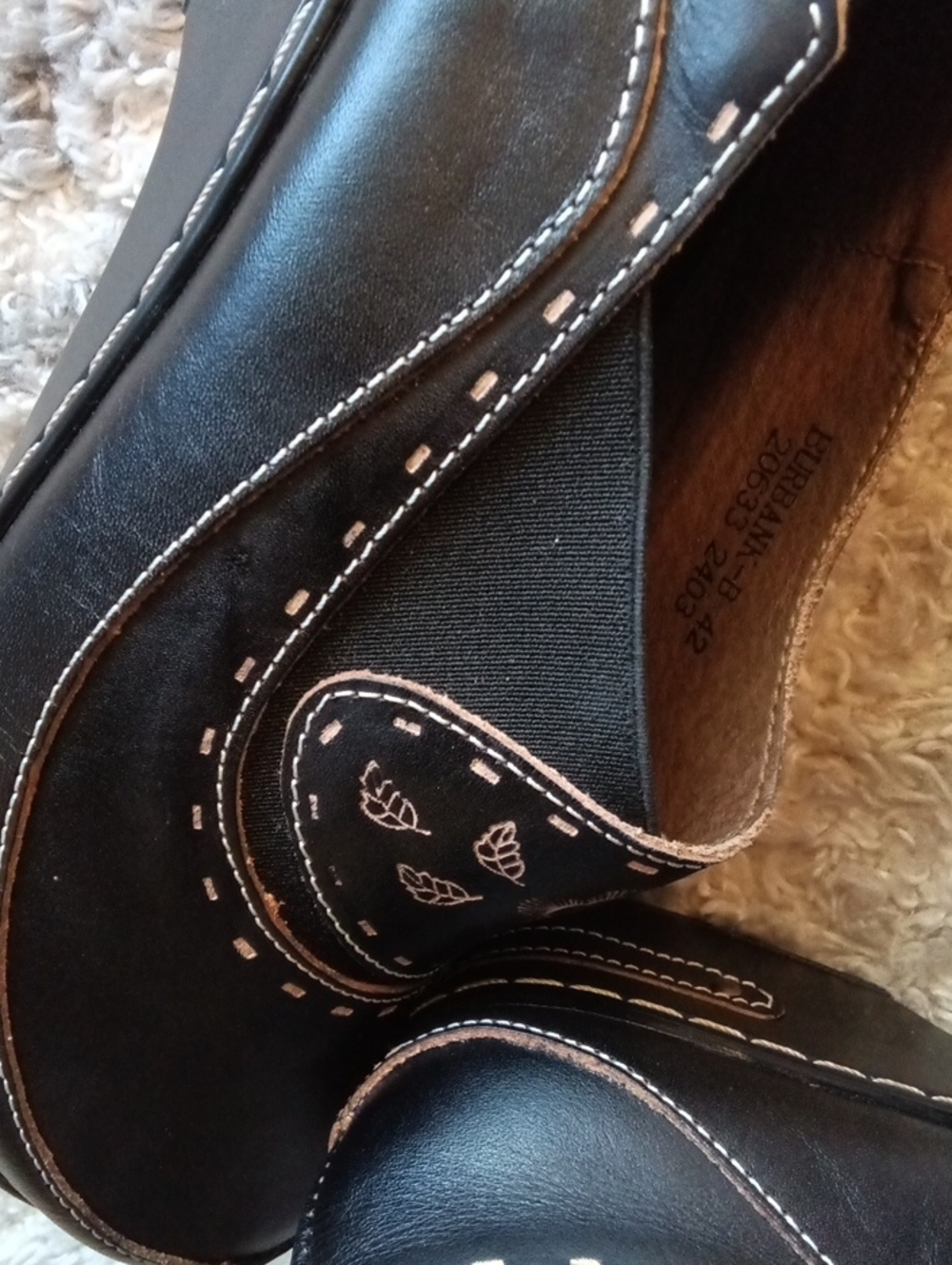 L'Artiste Spring Step Black Slip-On Floral Stitch Comfort Loafers - Picture 8 of 13